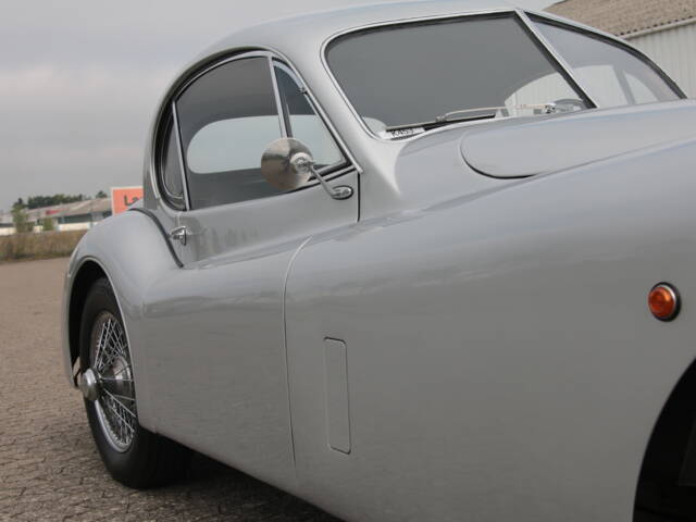 Jaguar XK 120 FHC