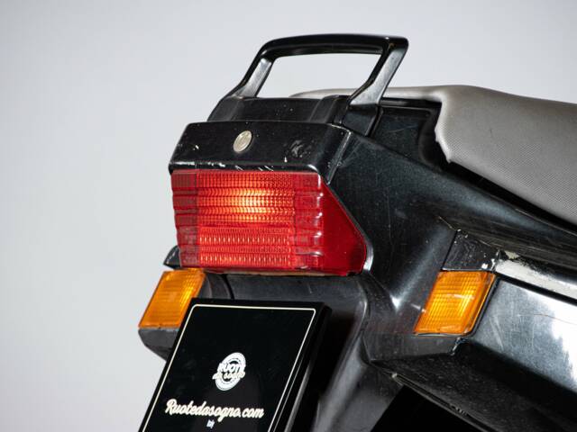 BMW K1