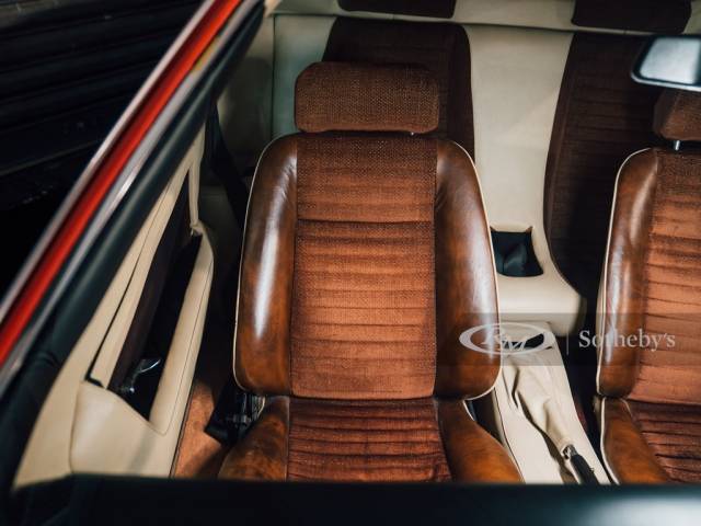 Ferrari Dino 208 GT4