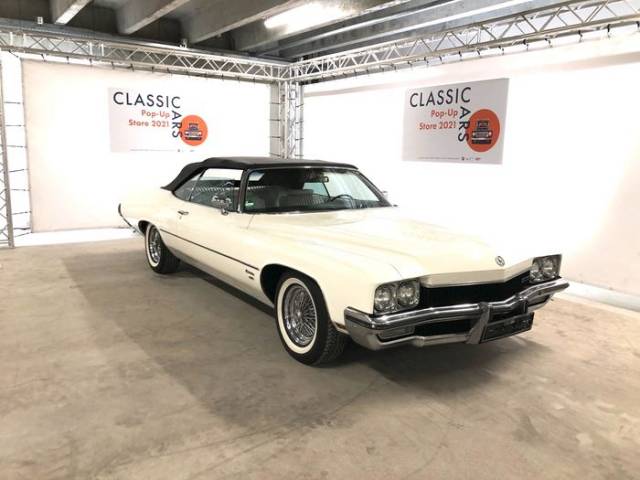 Image 1/9 of Buick Centurion Convertible (1972)