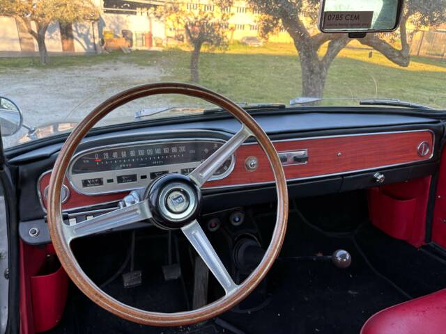 Lancia Flavia (Vignale)