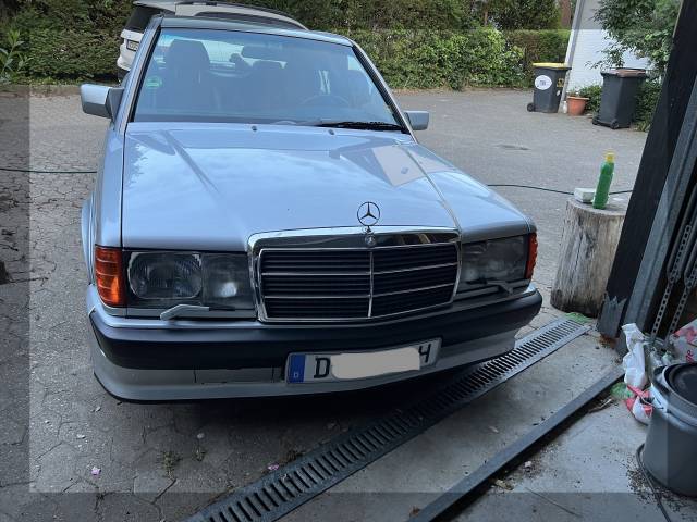 Afbeelding 1/9 van Mercedes-Benz 190 E 2.5-16 (1988)