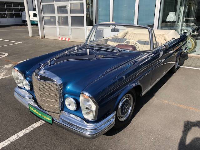 Mercedes-Benz 250 SE