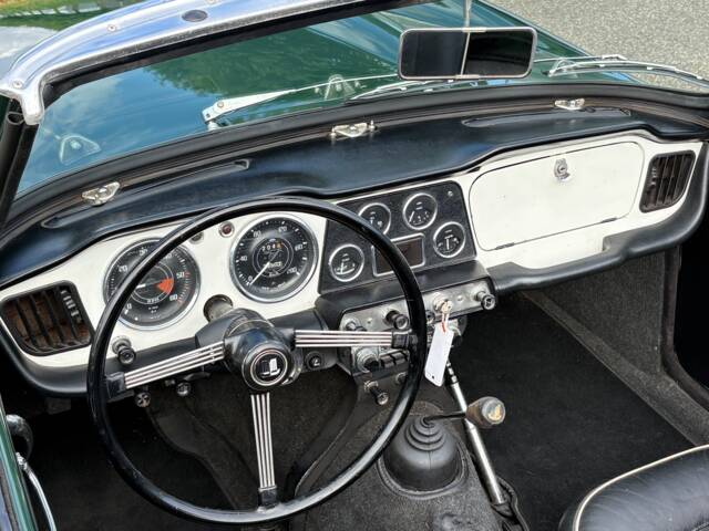 Triumph TR 4