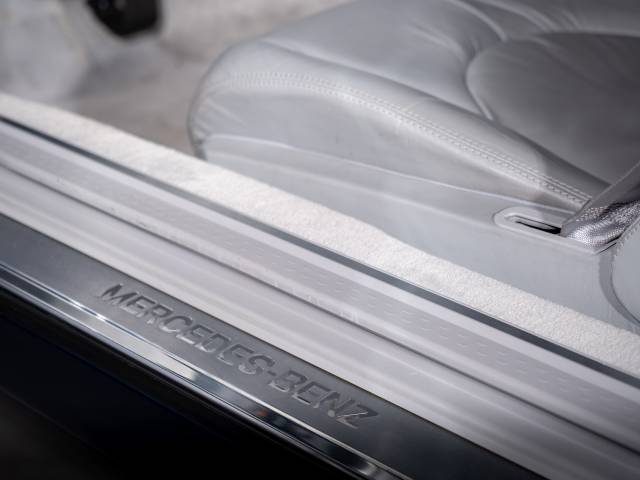 Mercedes-Benz SL 320
