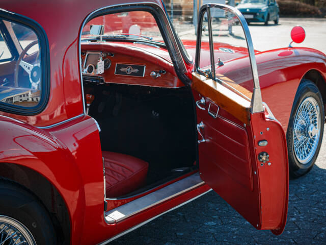 MG MGA 1500