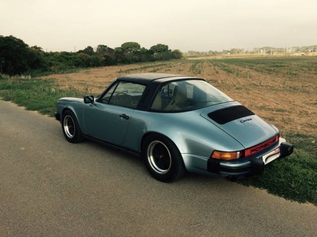 Porsche 911 Carrera 3.2