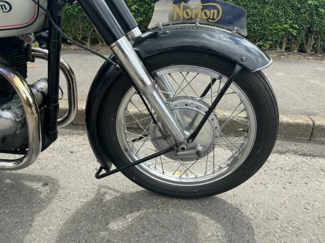 Norton Manx 500