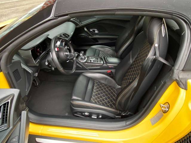 Audi R8 V10 Spyder