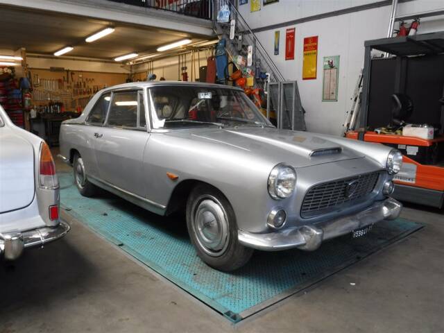 Afbeelding 1/31 van Lancia Flaminia Coupe Pininfarina 3B (1964)