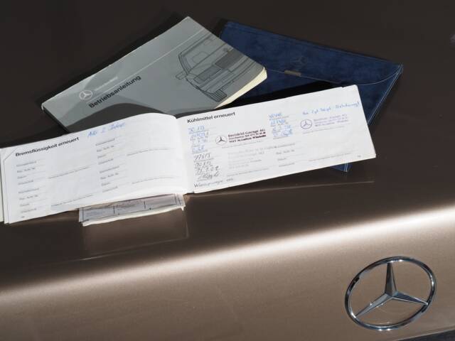 Mercedes-Benz 300 E 4-Matic