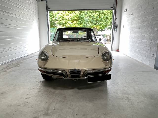 Alfa Romeo 1750 Spider Veloce