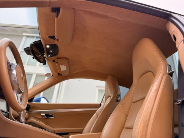 Porsche 911 Carrera