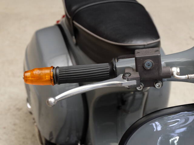 Piaggio Vespa 200 Rally