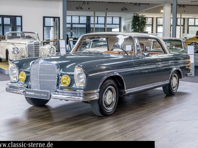 Immagine 1/15 di Mercedes-Benz 300 SE (1965)