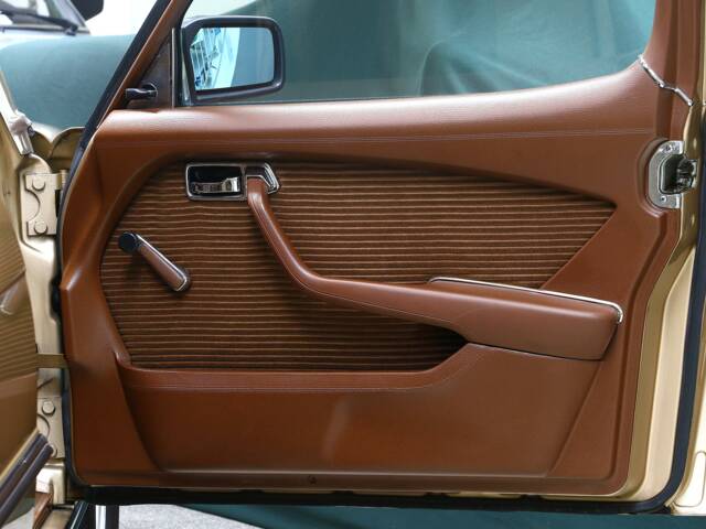 Mercedes-Benz 280 SE
