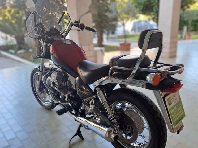 Moto Guzzi Nevada 750