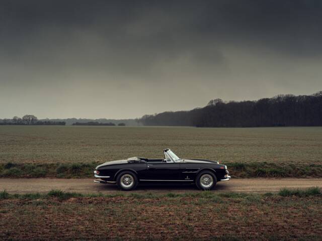 Ferrari 275 GTS