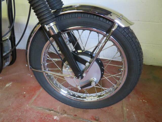 BSA DBD 34 Gold Star