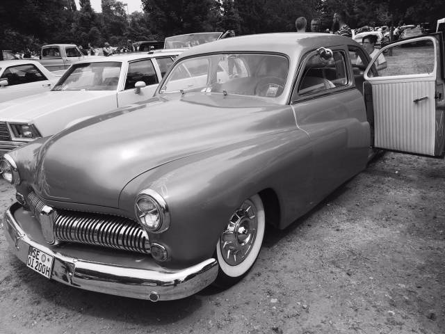 Image 1/7 of Mercury Eight Custom (1949)