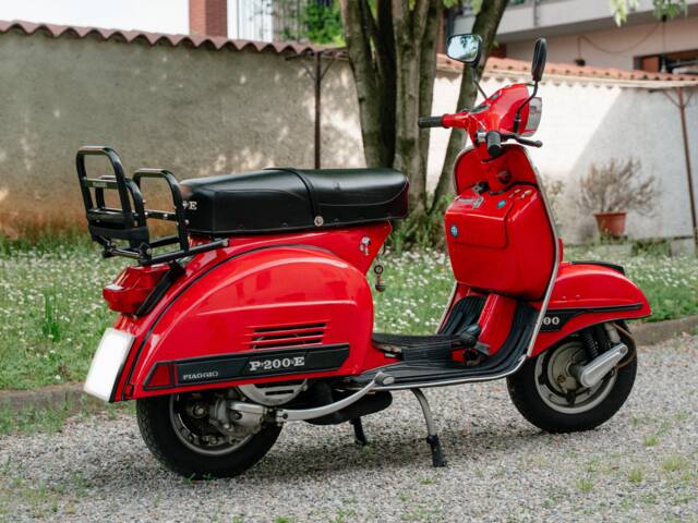 Piaggio Vespa 200 Rally