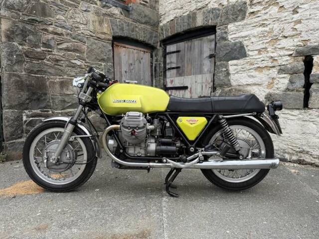Moto Guzzi V7 Sport