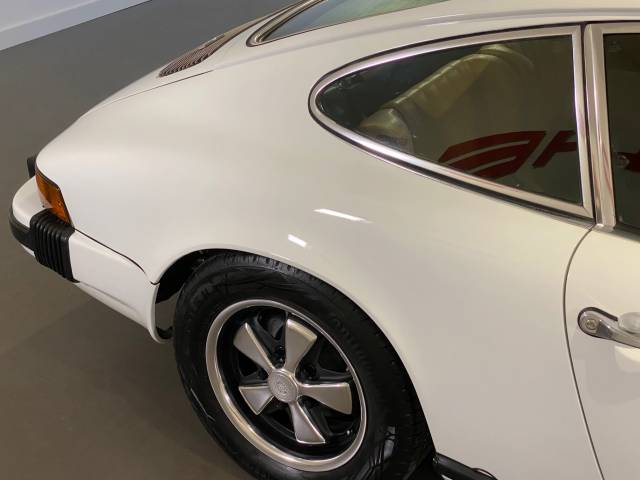 Porsche 911 2.7