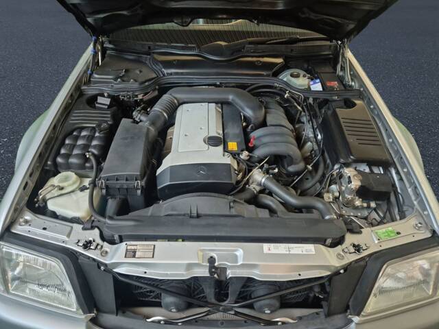 Mercedes-Benz SL 320