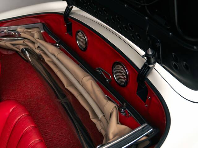 Mercedes-Benz 300 SL Roadster