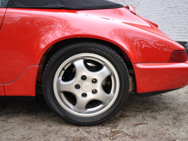 Porsche 911 Carrera 2
