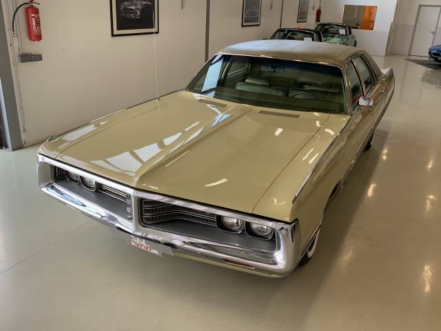 Bild 1/30 von Chrysler New Yorker Brougham (1972)