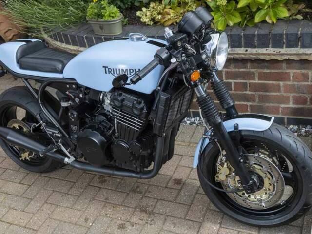 Triumph Daytona 900