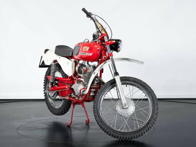 Moto Morini Corsaro 125