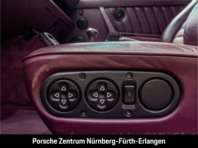 Porsche 911 Carrera 4