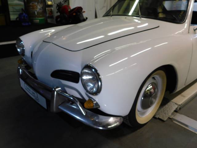 Volkswagen Karmann Ghia 1200