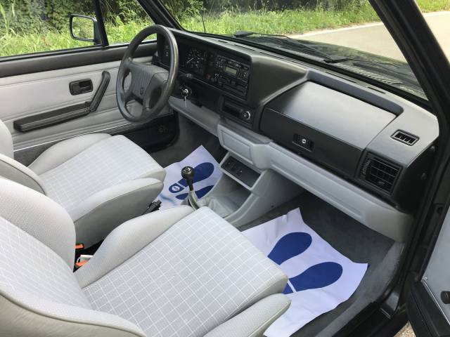 Volkswagen Golf Mk I Convertible 1.6