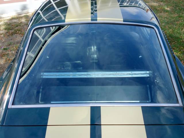 Ford Mustang GT 428 Cobra Jet