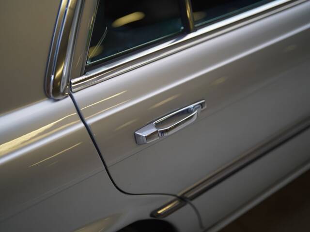 Mercedes-Benz 450 SEL 6,9