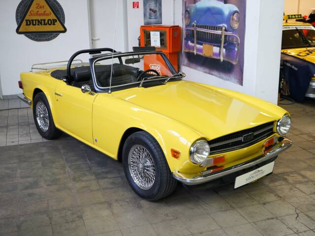 Image 1/34 de Triumph TR 6 (1973)