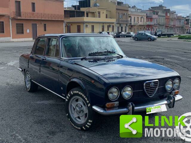 Image 1/10 of Alfa Romeo 2000 Berlina (1976)