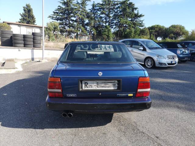 Lancia Thema 8.32