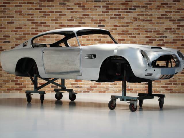 Imagen 1/15 de Aston Martin DB 6 (1967)