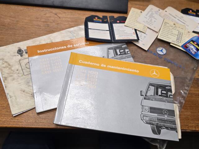 Mercedes-Benz MB 140