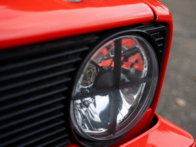 Volkswagen Golf Mk I GTI Pirelli 1.8