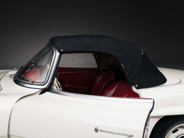 Mercedes-Benz 300 SL Roadster