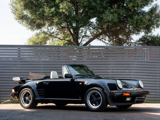 Porsche 911 Carrera 3.2 "#250.000 911"