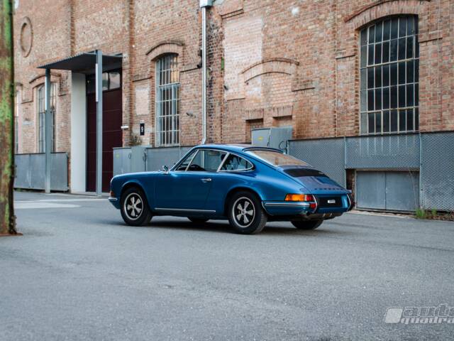 Porsche 911 2.4 T