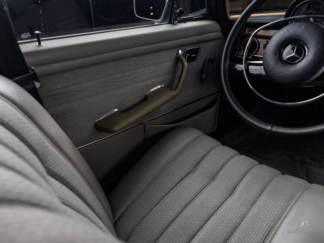 Mercedes-Benz 280 SE 3,5