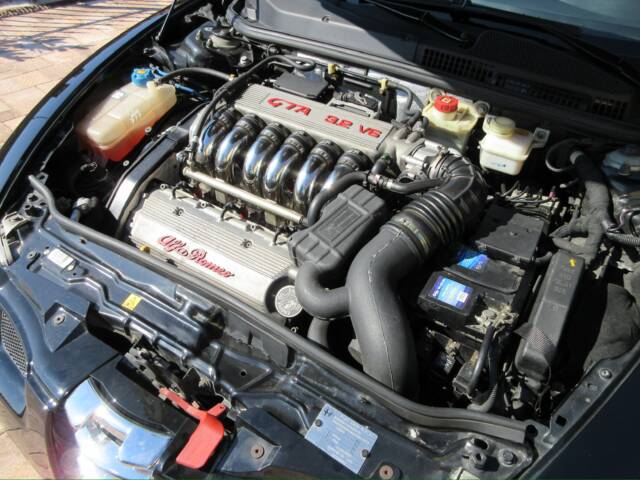 Alfa Romeo 147 3.2 GTA