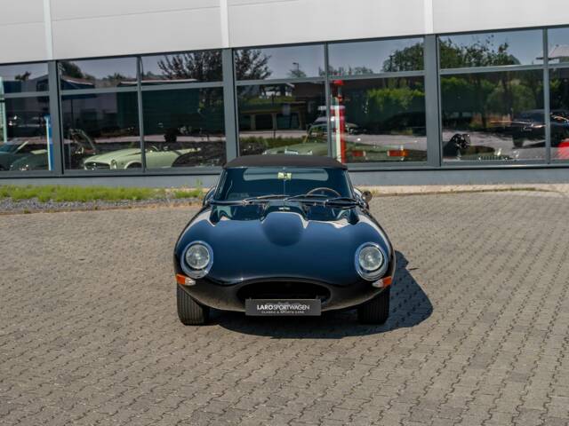Jaguar E-Type 3.8